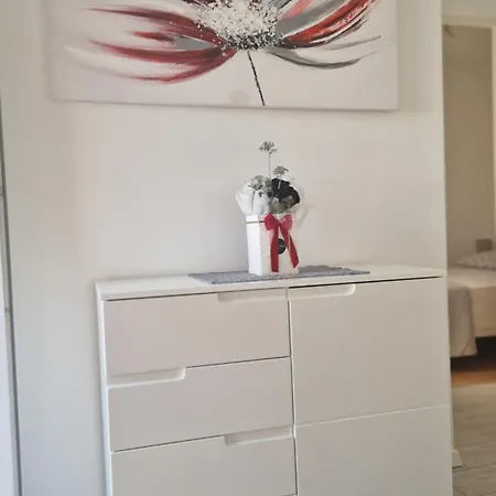 Apartment Near The Pula